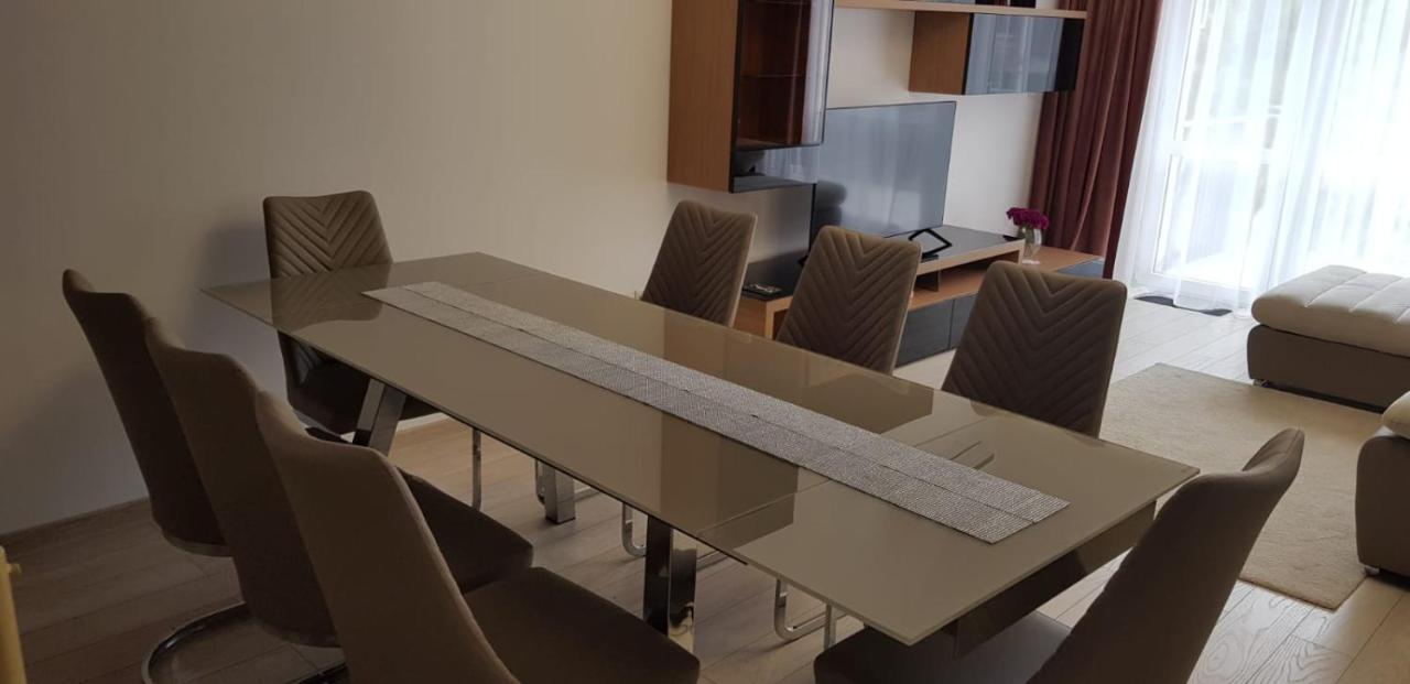 Elite Apartments 시나이아 외부 사진